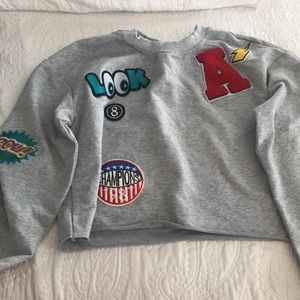 Long sleeve crop top